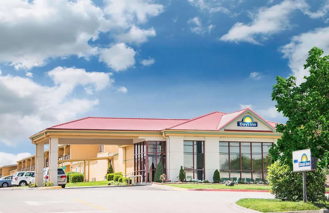 Days Inn By Wyndham Joplin-1