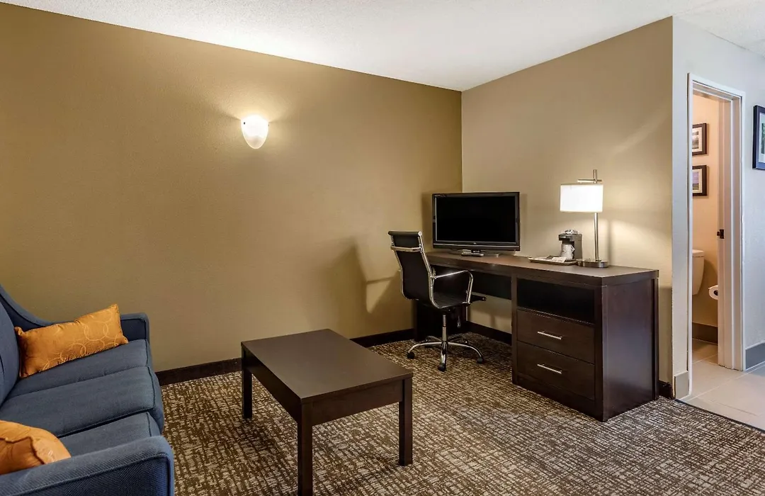 Comfort Inn Paducah I-24-1