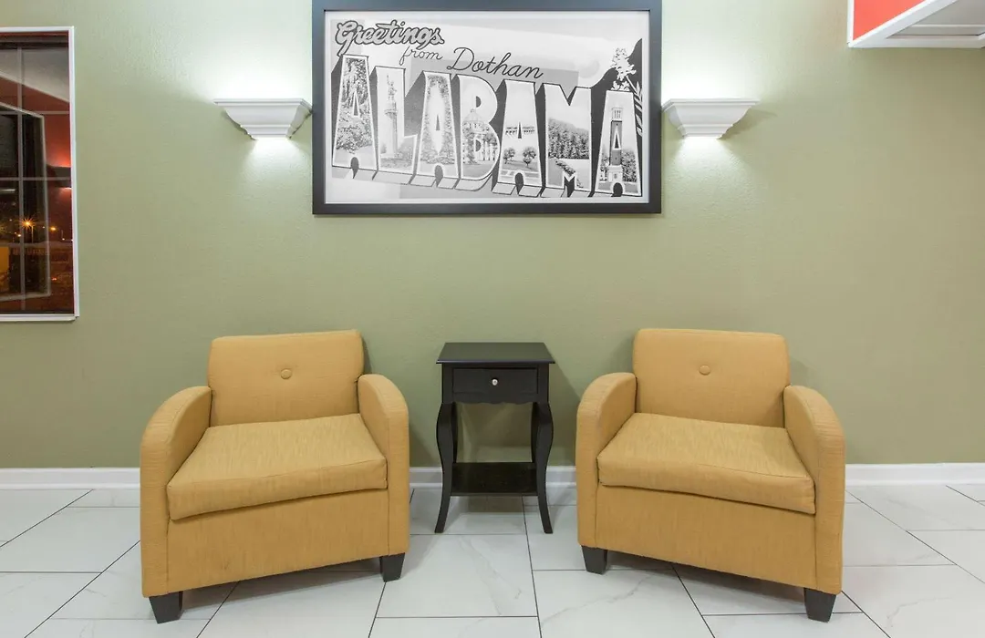 Super 8 By Wyndham Dothan-1