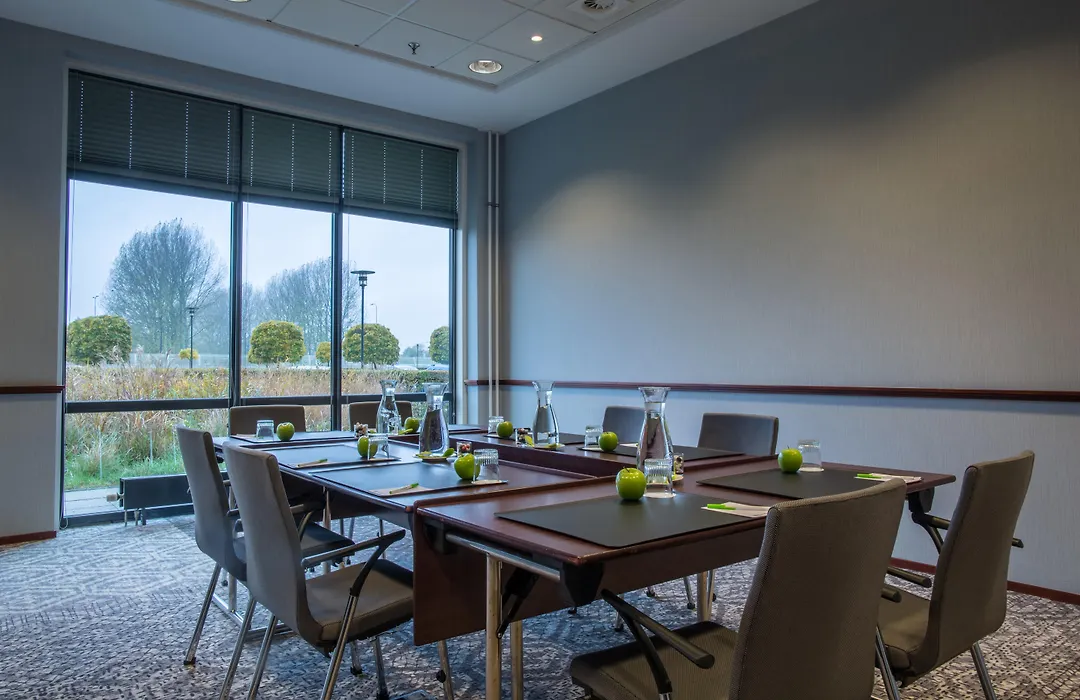 Courtyard By Marriott Amsterdam Airport-1