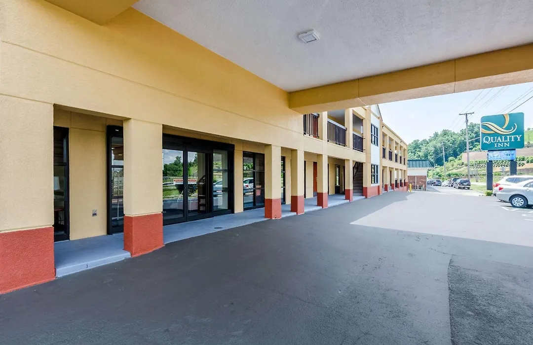 Quality Inn Tanglewood-1