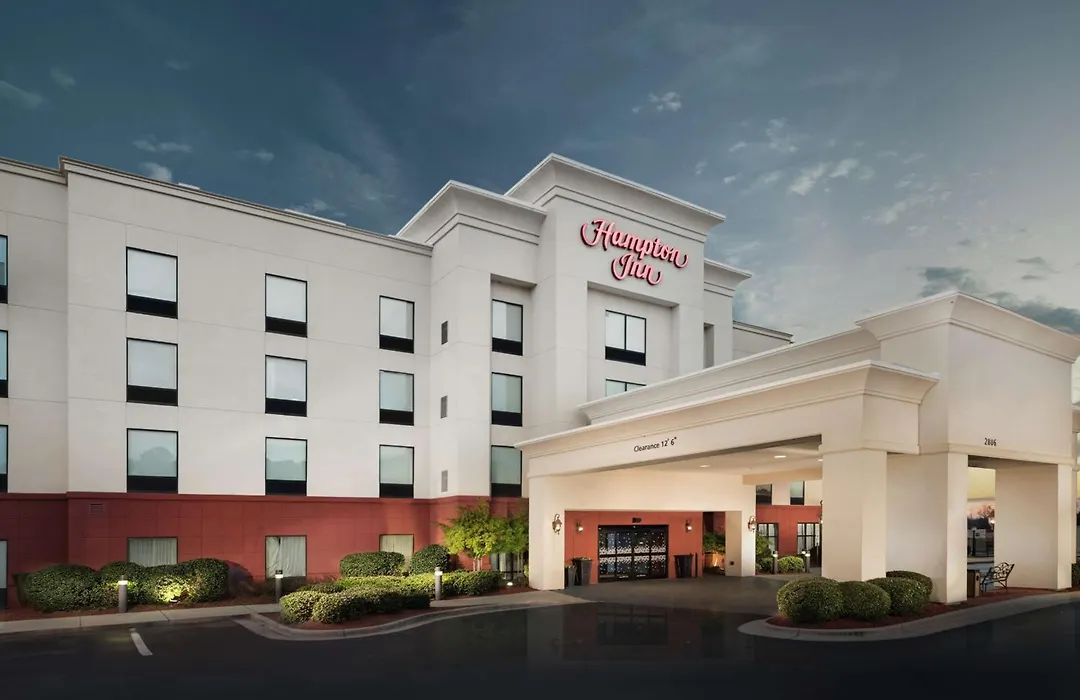 Hampton Inn Wilson Downtown-1