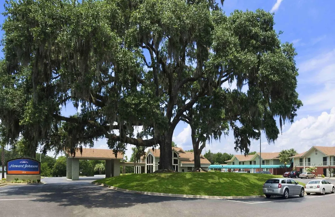 Howard Johnson By Wyndham Beaufort/Parris Island-1
