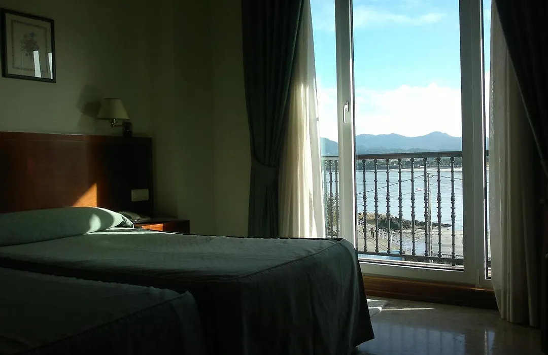 Hotel Bahía Bayona-1