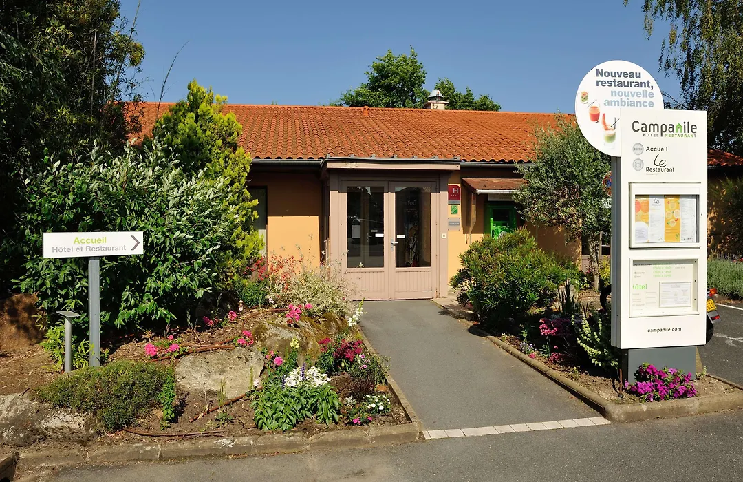 Campanile Cholet-1