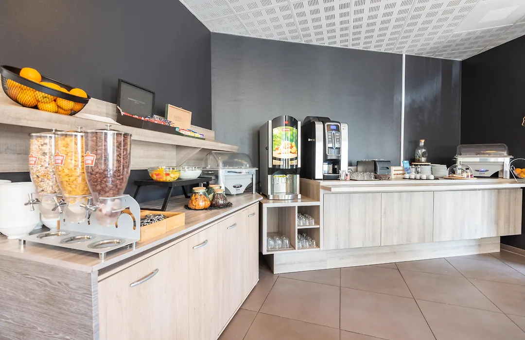 Zenitude Hôtel-Résidences Narbonne Centre-1