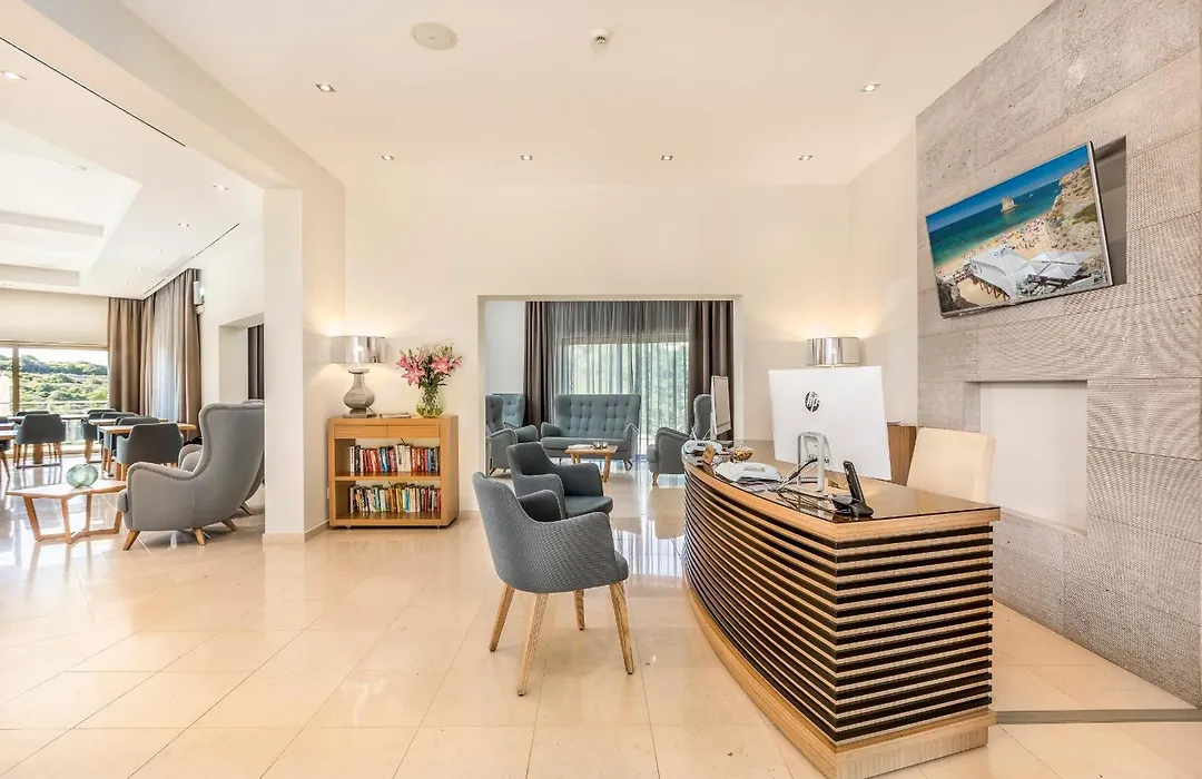 Caneiros Luxury House & Suites-1