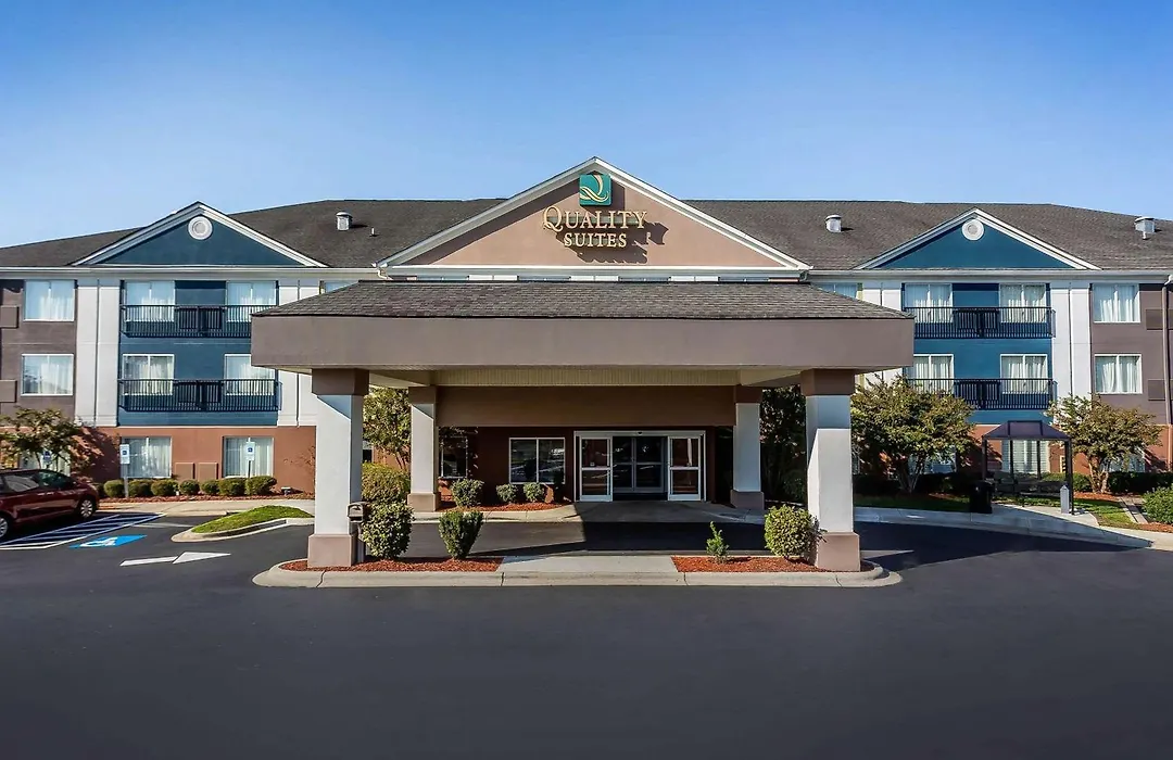 Quality Suites Pineville - Charlotte-1