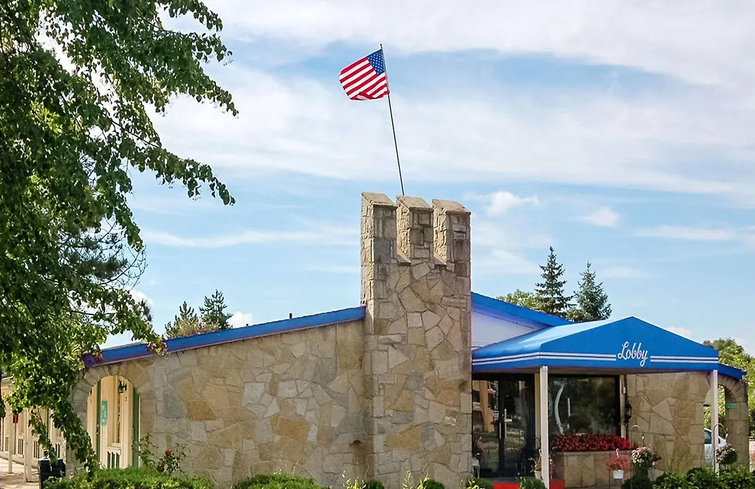 Rodeway Inn Madison Heights - Detroit-1