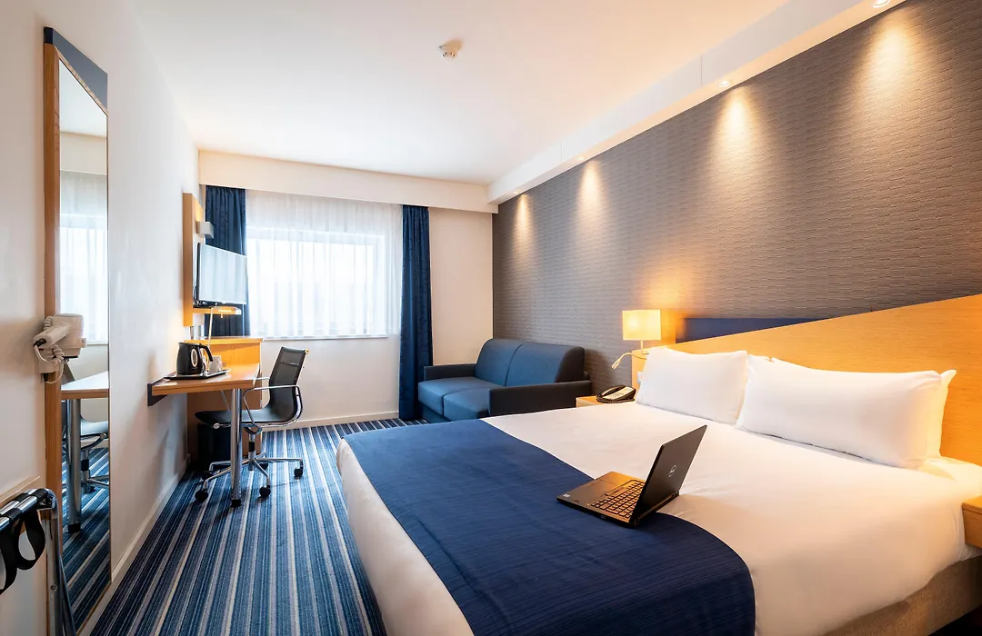 Holiday Inn Express Mechelen City Centre By Ihg-1