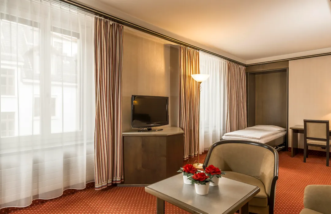 Hotel Monopol Luzern-1