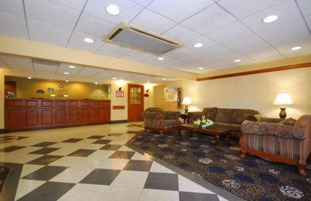 Quality Inn & Suites Bensalem-1