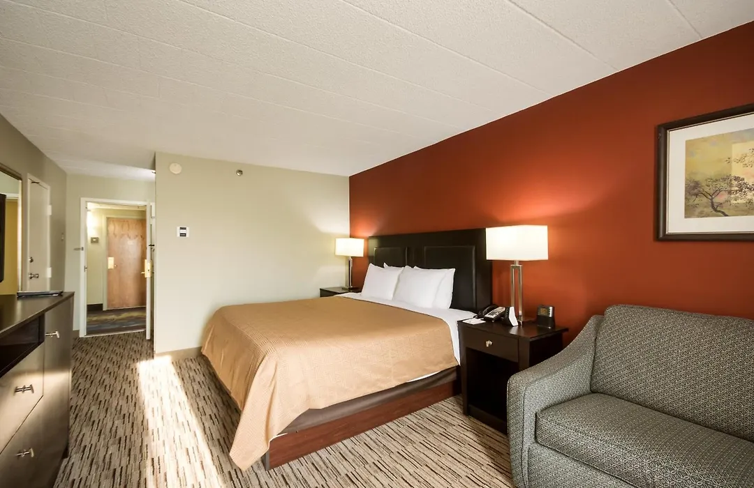 Exton Hotel And Conference Center-1