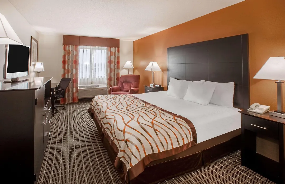 Baymont By Wyndham South Haven-1