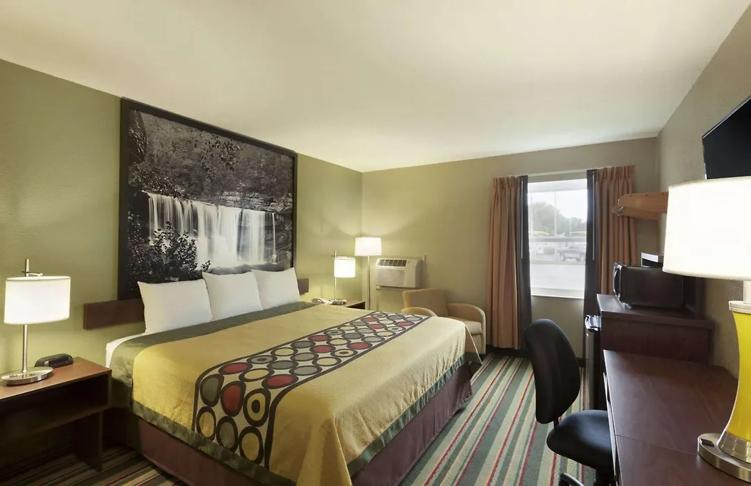 Super 8 By Wyndham Tuscola-1