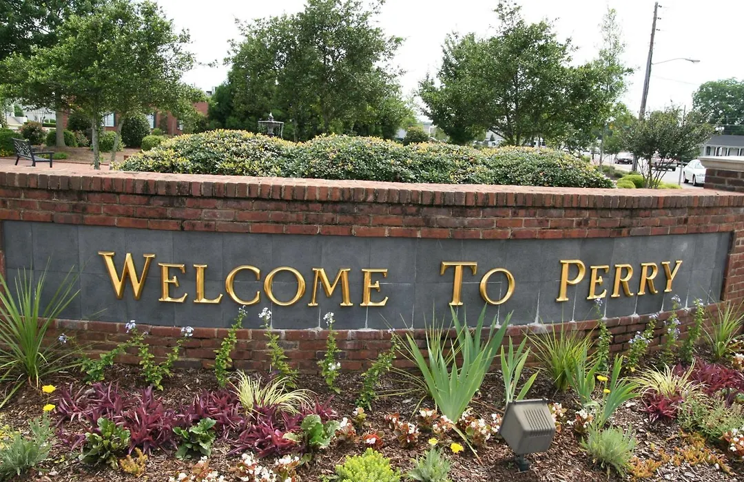 Hampton Inn Perry-1