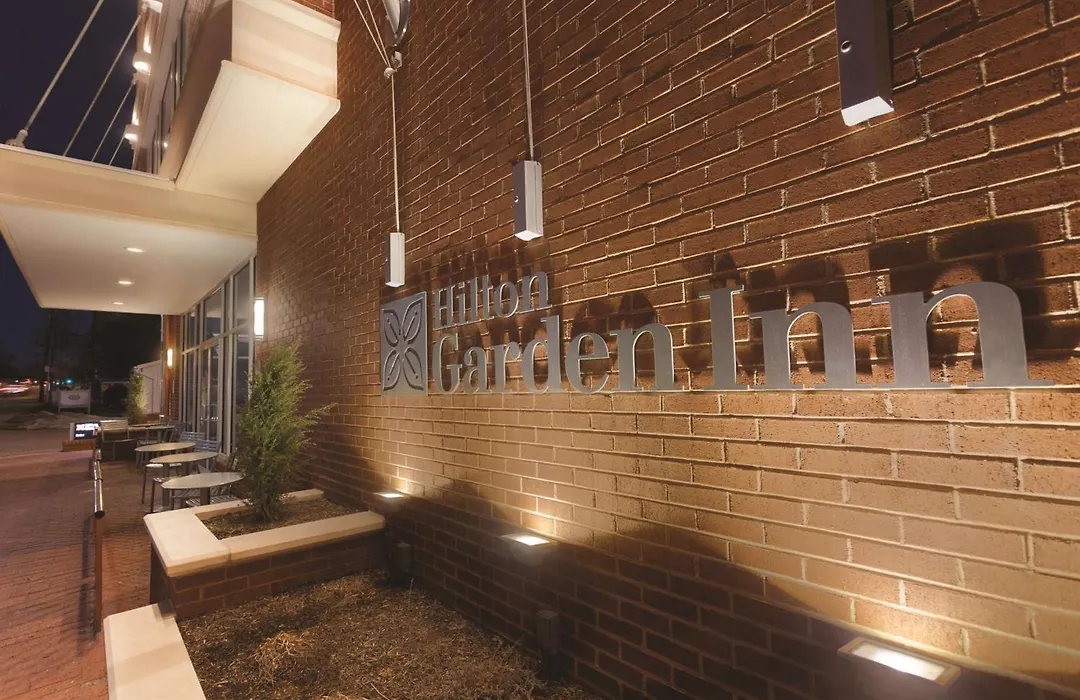 Hilton Garden Inn Falls Church-1