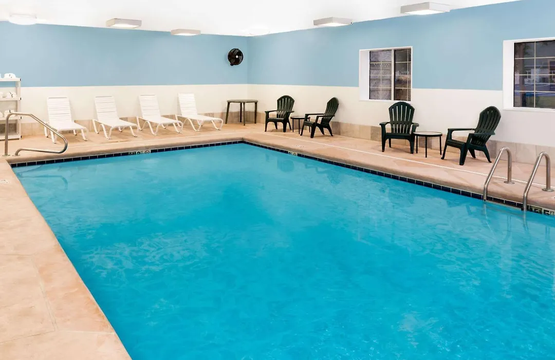 Baymont By Wyndham Fort Wayne-1