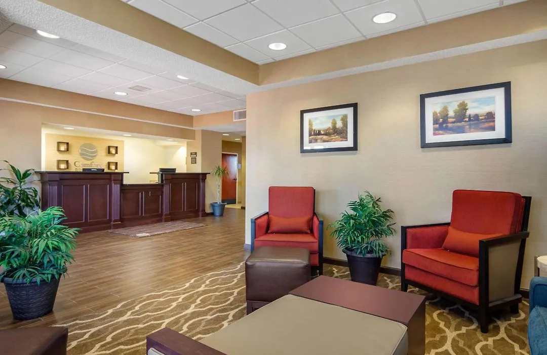 Comfort Inn & Suites Lagrange East-1