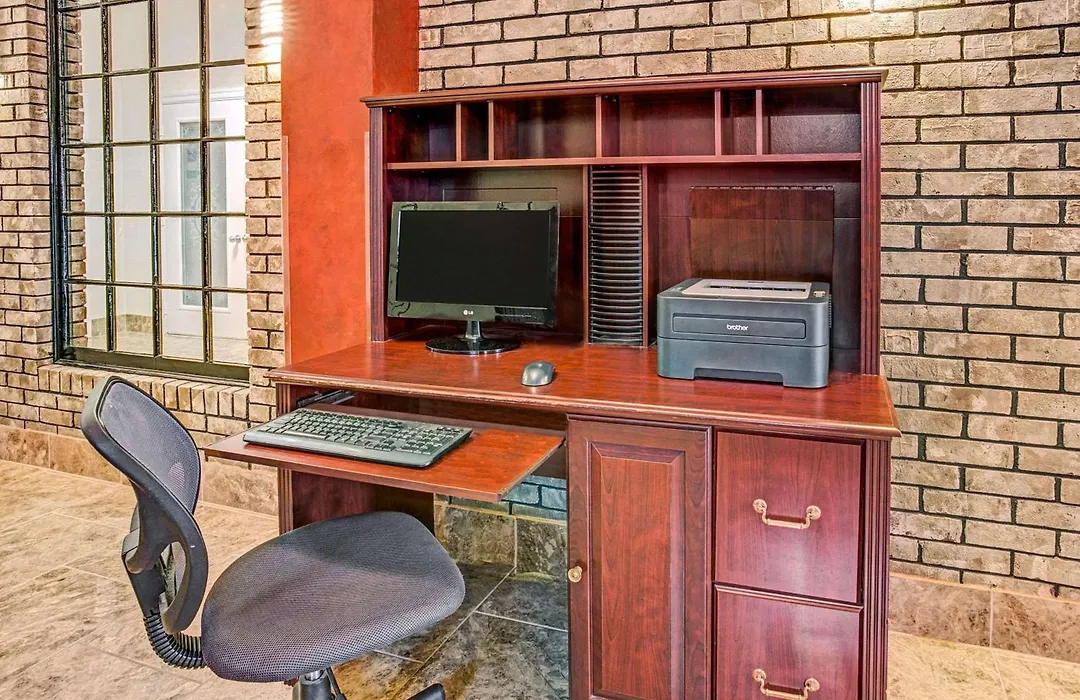 Ramada By Wyndham Murfreesboro-1