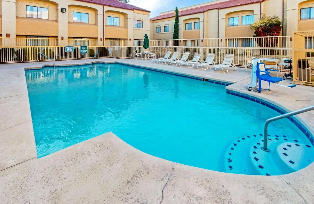 La Quinta Inn By Wyndham Las Cruces Mesilla Valley-1