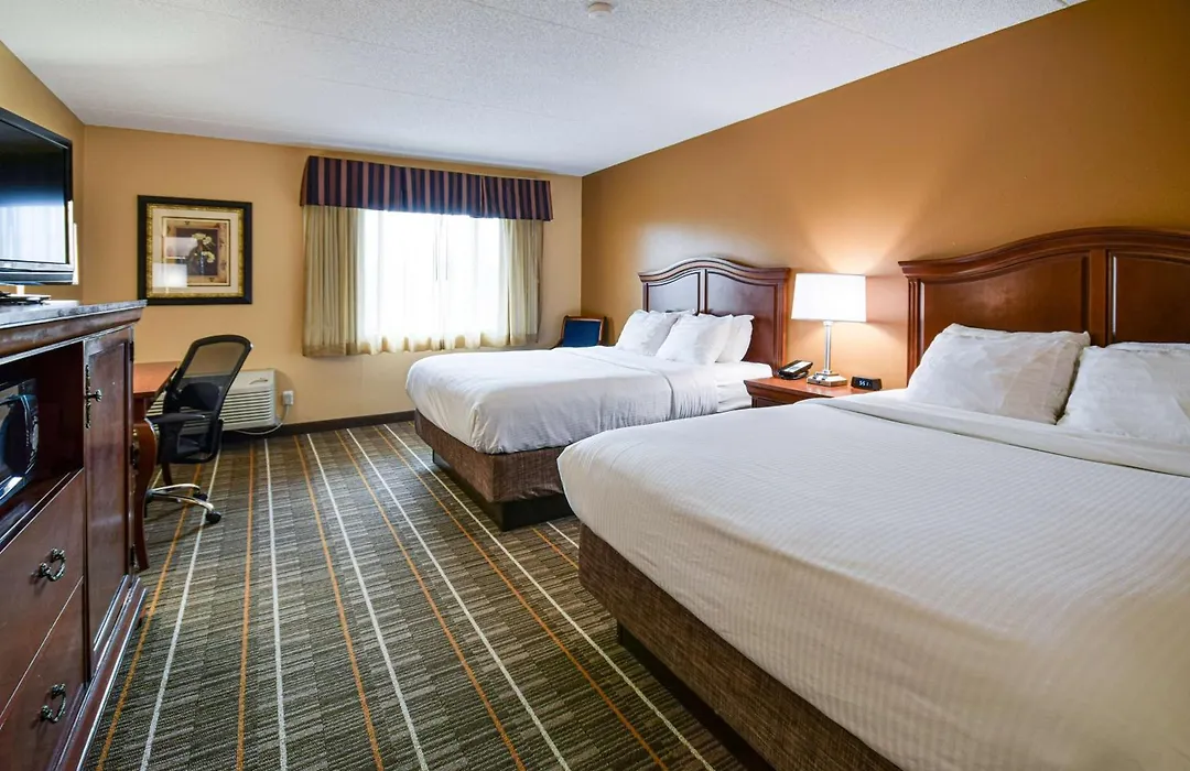 Best Western Resort Hotel & Conference Center Portage-1