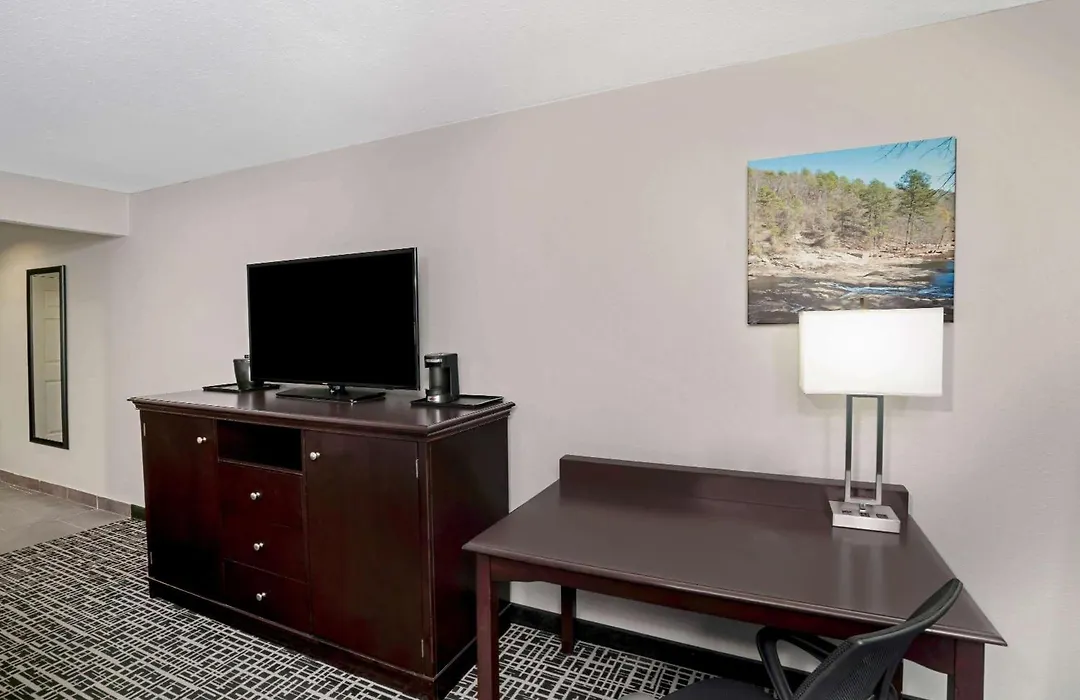 La Quinta By Wyndham Cookeville-1
