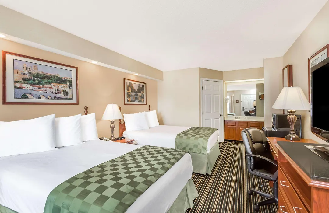 Super 8 By Wyndham Orangeburg North-1