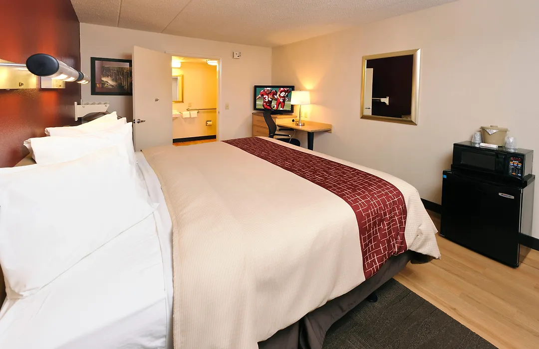 Red Roof Inn Elkhart-1