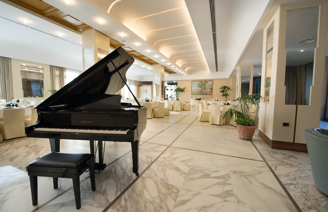 Solofra Palace Hotel & Resort-1
