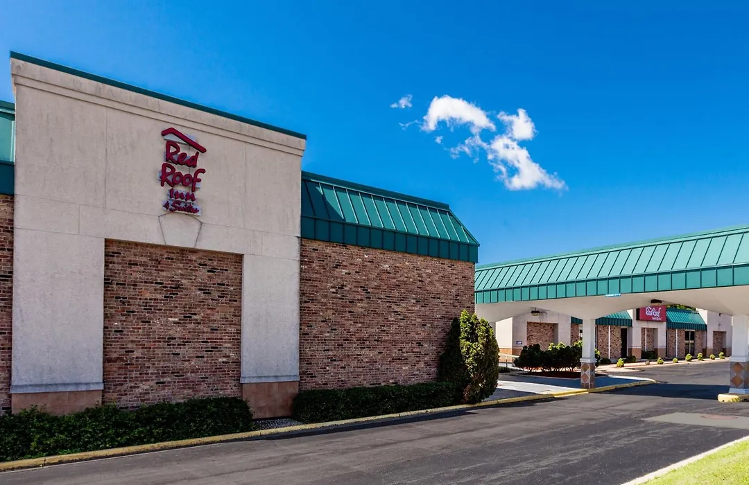 Red Roof Inn & Suites Dekalb-1