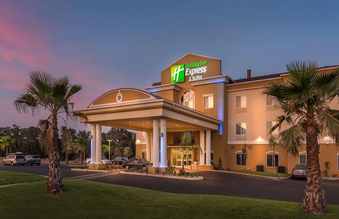 Hampton Inn & Suites Red Bluff-1