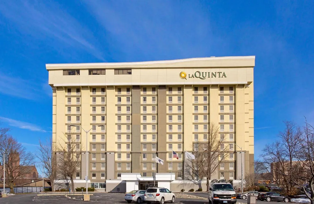 La Quinta By Wyndham Springfield-1
