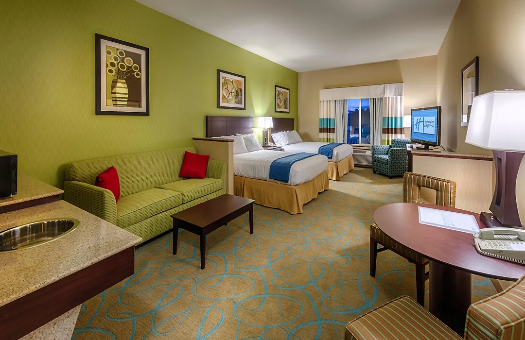 Holiday Inn Express & Suites / Red Bluff - South Redding Area, An Ihg Hotel-1