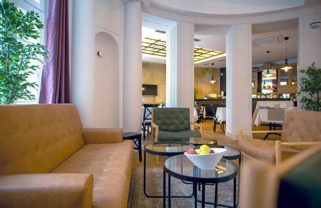 Public House Hotel-1