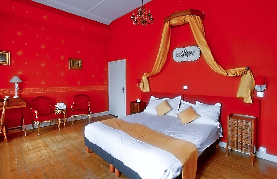 Chateau de Moulin le Comte-1