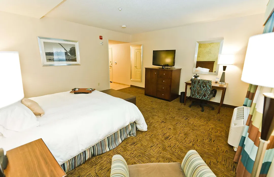 Hampton Inn & Suites Exeter-1