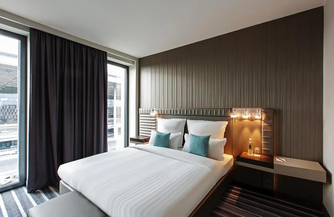 Steigenberger Airport Hotel Berlin-1