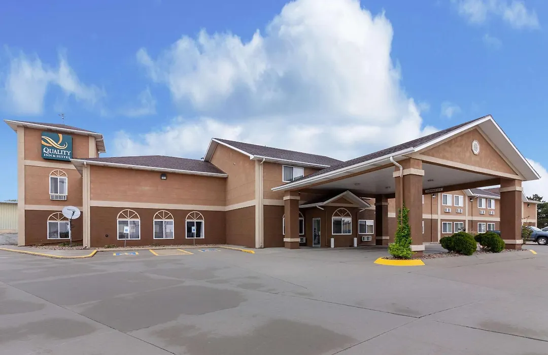 Quality Inn & Suites Mccook-1