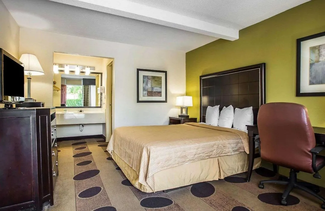 Quality Inn Greenwood Hwy 25-1
