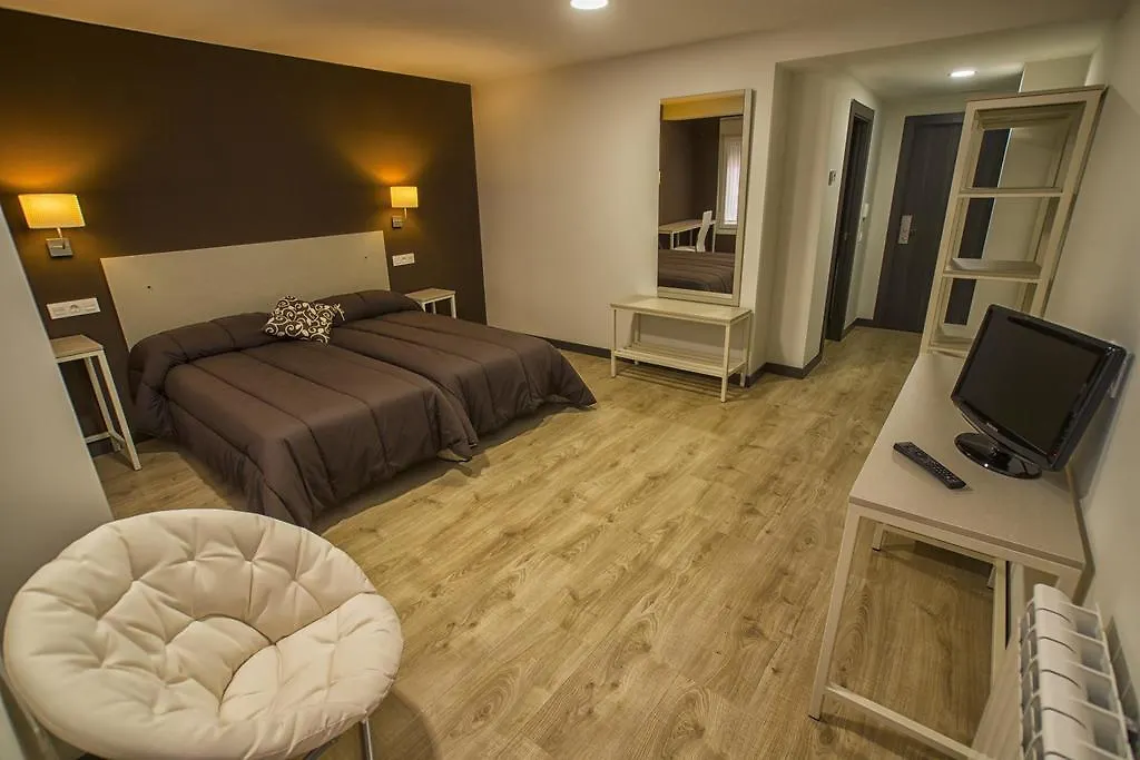 Hostal Elvira-1