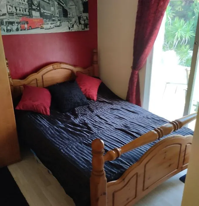 El Romarel Bed & Breakfast-1