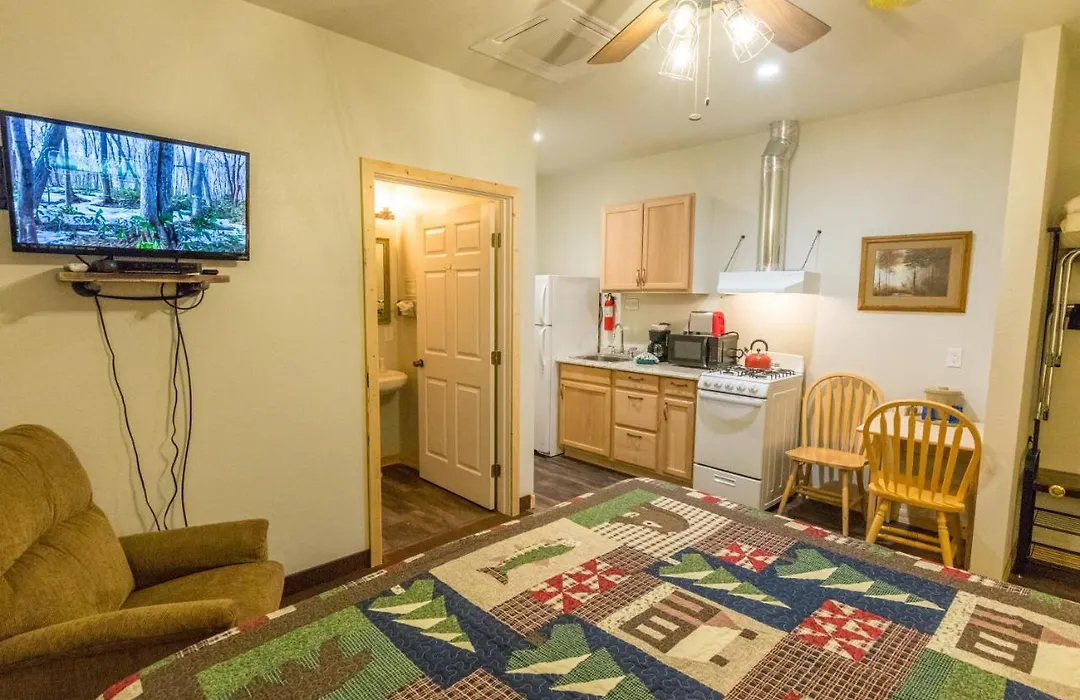 June Lake Motel-1