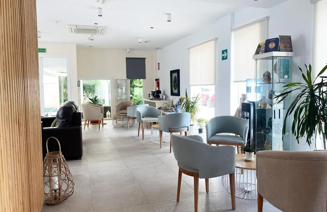 Hotel Senderos-1