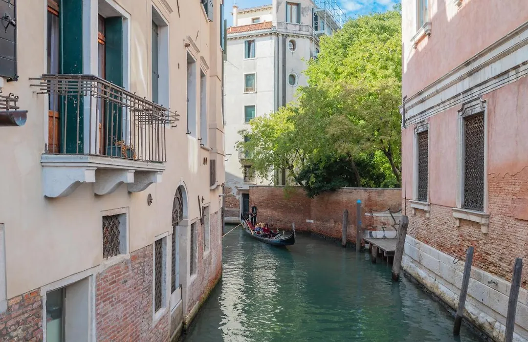 Hotel al Sotoportego-1