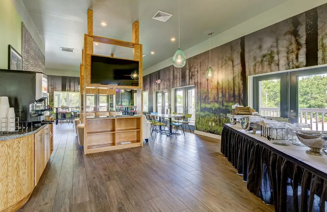 Seven Hills Suites-1