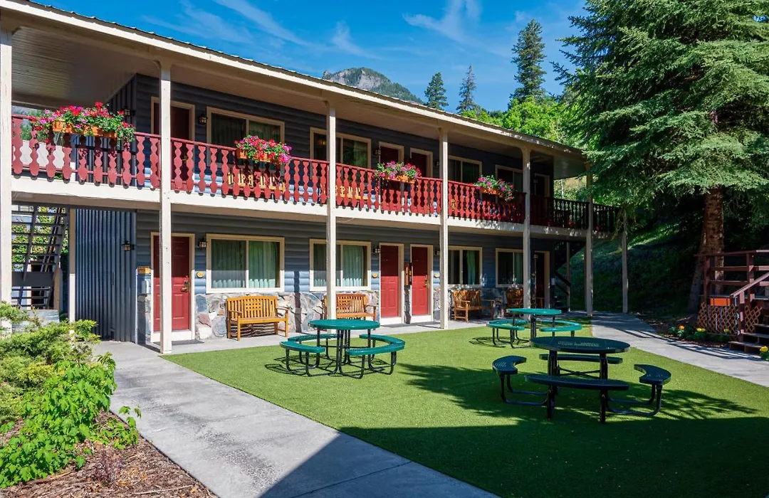 Box Canyon Lodge And Hot Springs-1