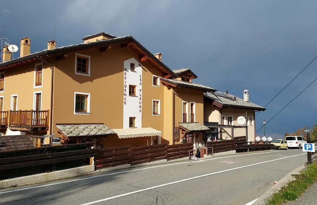 Residence Les Fleurs-1