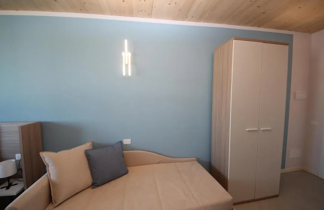 Ohana Holiday Rooms-1