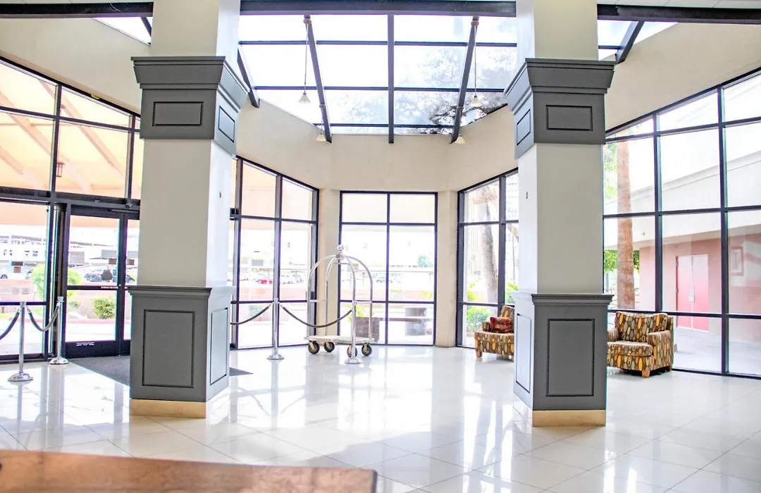 Wyndham Garden Phoenix Midtown-1